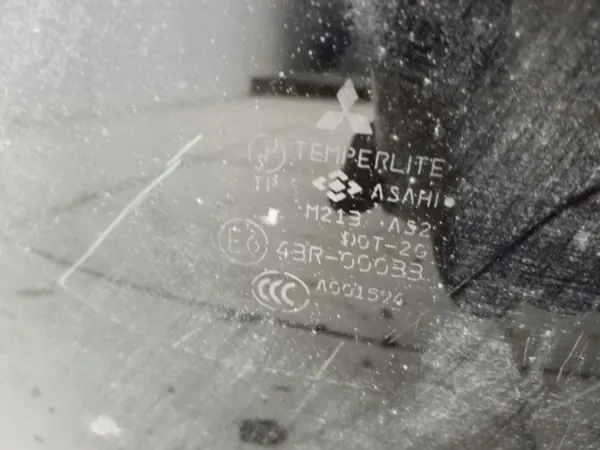 Mitsubishi L200 Achterruit OEM AS2 - Gebruikt image 3
