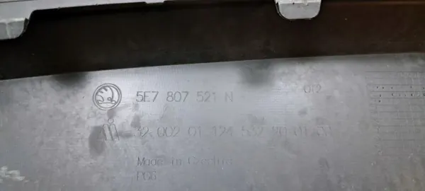 Skoda Octavia Mk4 bakre stötfångarförstärkning OEM 5E7807521N image 9
