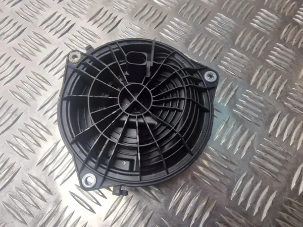 Asa de maletero VW Passat B7 OEM 6R0827469 image 3