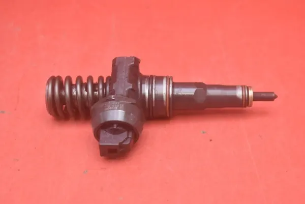 Pompe d'injection OEM 038130073AJ pour Audi A4 B6 1.9 TDI image 4