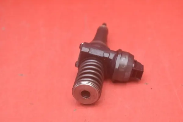 Pompe d'injection OEM 038130073AJ pour Audi A4 B6 1.9 TDI image 7