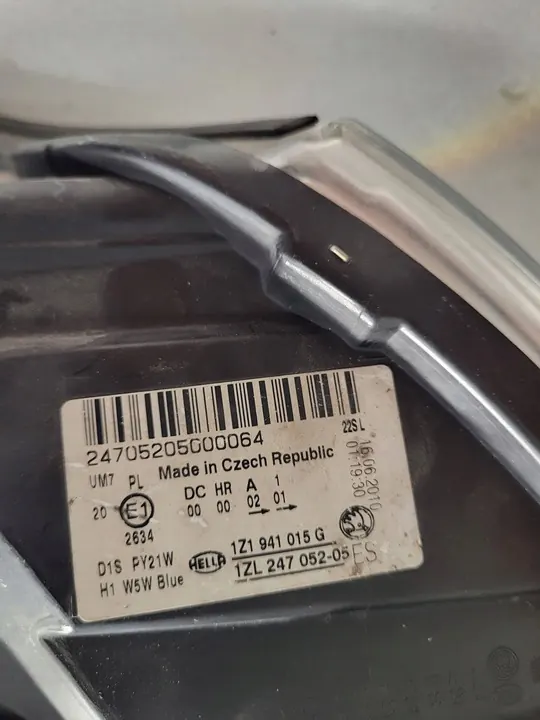 Skoda OE 1Z1941015G heijastin image 9