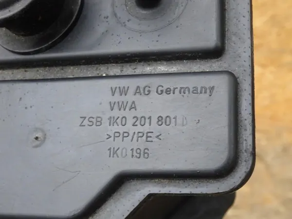 Koolstoffilter OEM 1K0201801D voor Audi TT 8J A3 8P 1.8 TFSI image 3