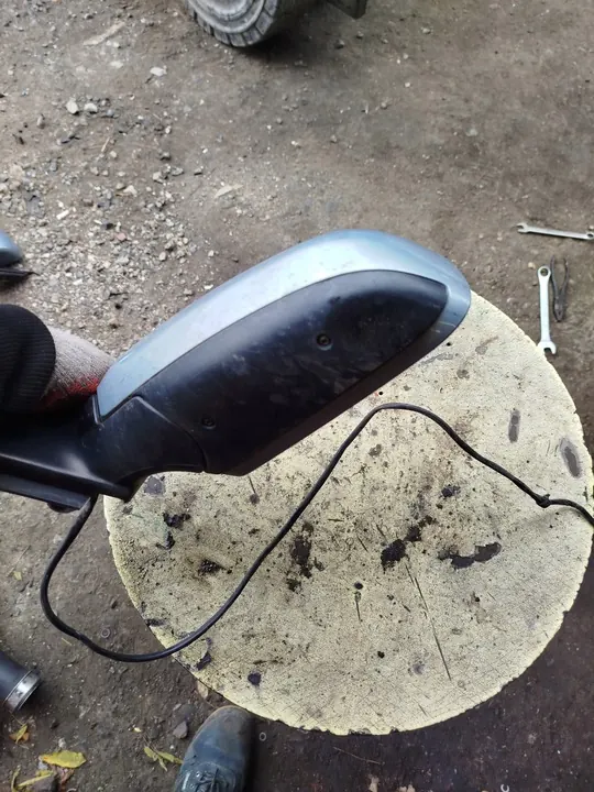 Vasen Peilikuori Audi A6 C6 A3 8P A4 B6 OE image 3