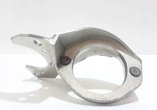 Soporte de escape BMW M6 OEM 7946045 - Usado image 4