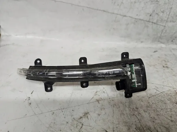 Indicador de Espelho Audi TT Direito OE 8J0949102 image 2