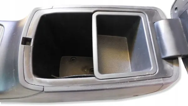 Accoudoir central KIA SORENTO II LIFT 12-16 image 3