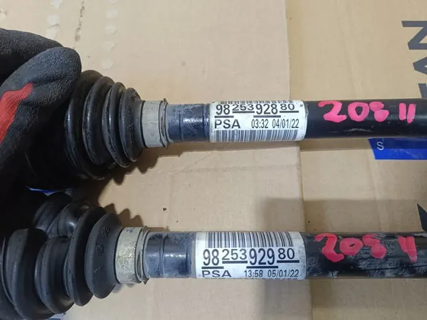 PEUGEOT 208 II Eixo Frontal Esquerdo Automático 9825392880 image 3