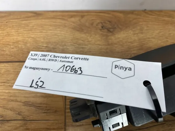 Cinzeiro OEM 10335853PINYA para Chevrolet Corvette C6 image 10