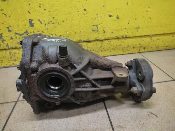 Mercedes W203 1.8 Bakaxel Differential A2033510008 image 3