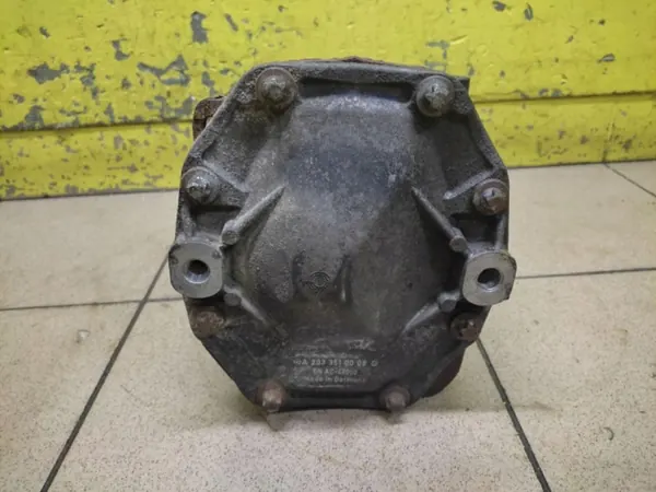 Mercedes W203 1.8 Bakaxel Differential A2033510008 image 4