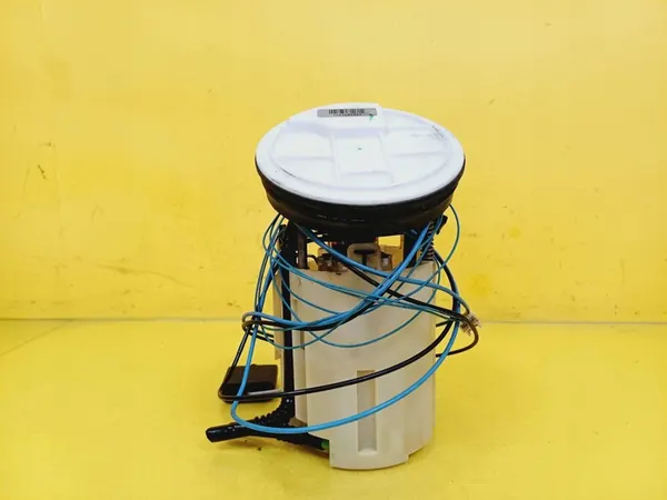 Brandstofpomp Mercedes W211 3.2 CDI A2114701694 image 4