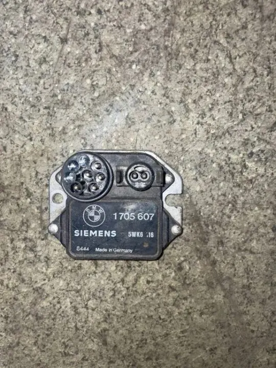 BMW Ontstekingsmodule OEM 1705607 voor 3 Serie E30 image 2
