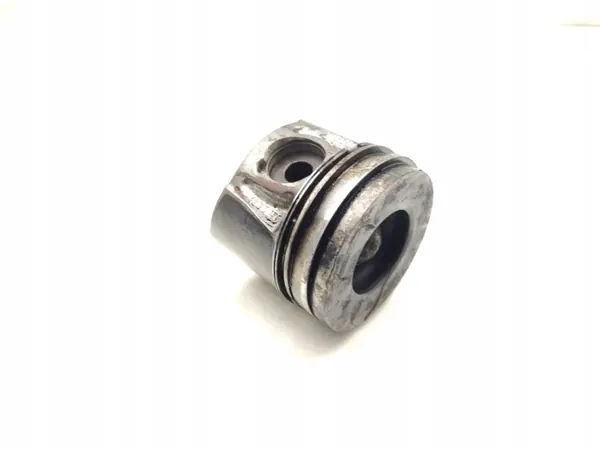 Peugeot RHR Zuiger 2.0 HDi 140PK Gebruikt Motoronderdeel image 9