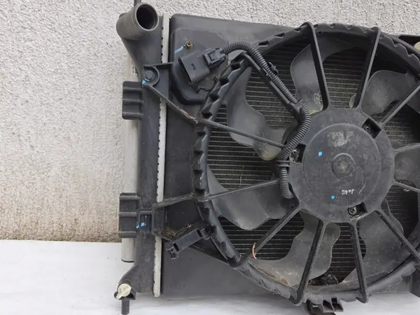 OEM CHŁODNICA WODY KLIMATYZACJI WENTYLATOR KIA CEED II 12-17 1.6 14 BENZYNA GUTEX image 5
