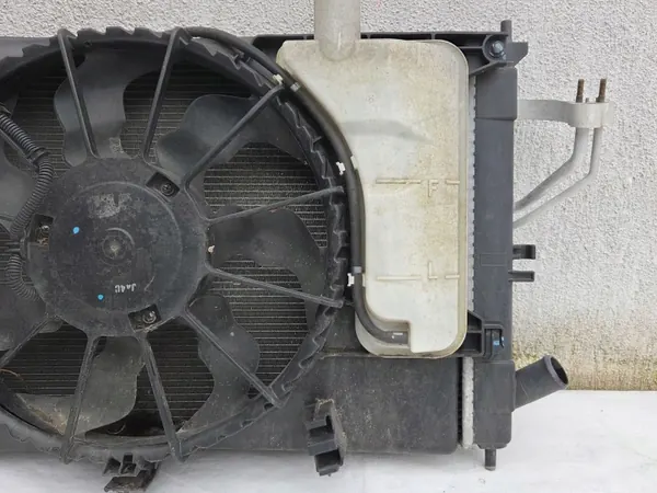 OEM CHŁODNICA WODY KLIMATYZACJI WENTYLATOR KIA CEED II 12-17 1.6 14 BENZYNA GUTEX image 6