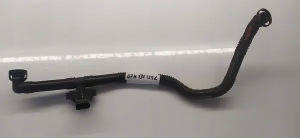 VW Audi Luftschlauch 07K131125C image 4