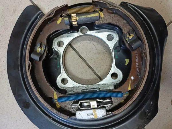 Plaque d'ancrage de frein arrière JEEP WRANGLER JL 2024+ OEM 68536623AA image 3