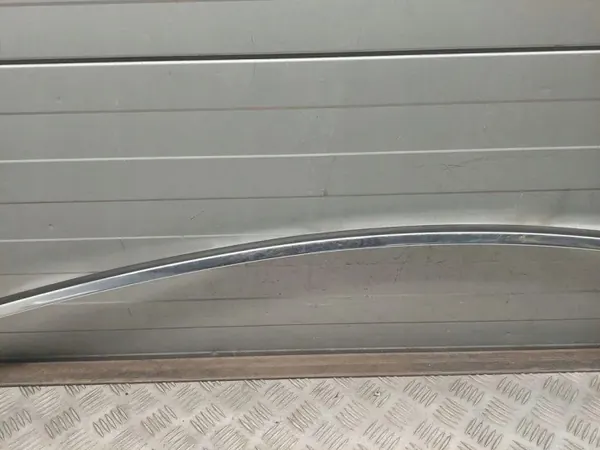 OEM 4G8853704 Oikea Kattoharja Kromi Audi A7 4G8 image 4