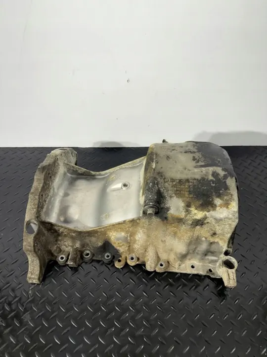 Carter d'huile OEM G4D3-6706-AC Jaguar XE Land Rover image 2