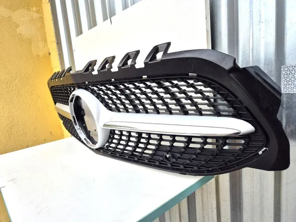 MERCEDES W177 AMG Diamond Grill image 4