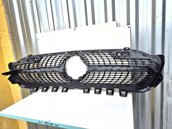 MERCEDES W177 AMG Diamond Grill image 5