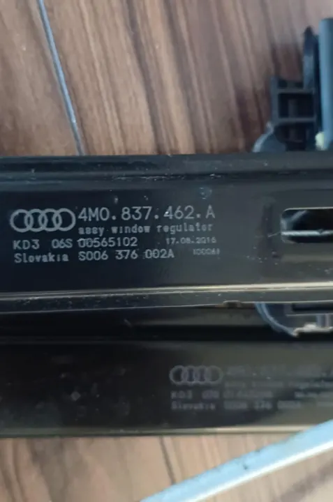Régulateur de vitre avant Audi Q7 OEM 4M0837461A/4M0837462A image 4