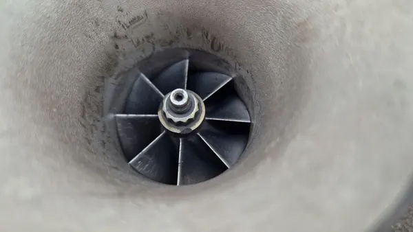 Turbo BMW F20 120d B47 8570083 image 10