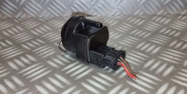 Brandstofffilterverwarmer OEM 7810120 3-pins BMW N47 2.0D image 3
