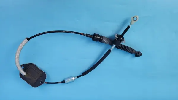KIA CEED III Versnellingskoppeling OEM 46790-J7200 image 3