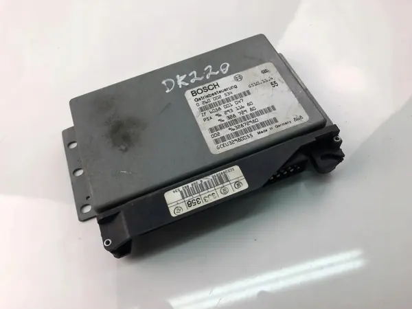 Ordinateur de boîte Peugeot 406 d'occasion OEM 17642120 image 2