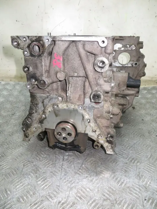 Mercedes W213 2.0D motorblock botten OEM 654920 image 4