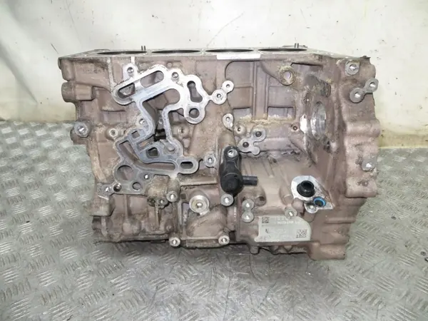 Mercedes W213 2.0D motorblock botten OEM 654920 image 6