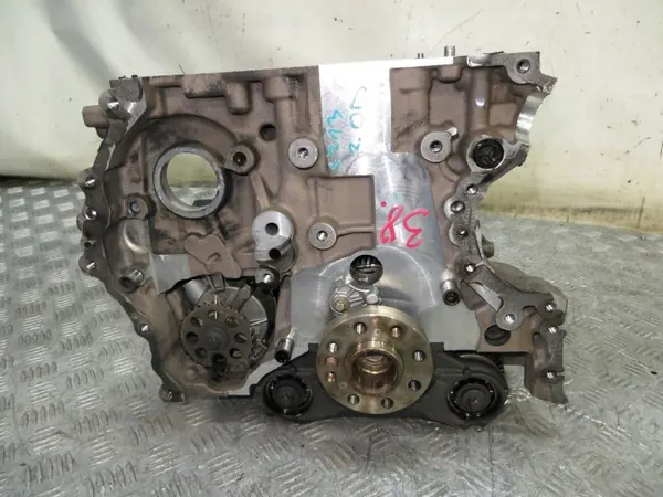 Mercedes W213 2.0D motorblock botten OEM 654920 image 9