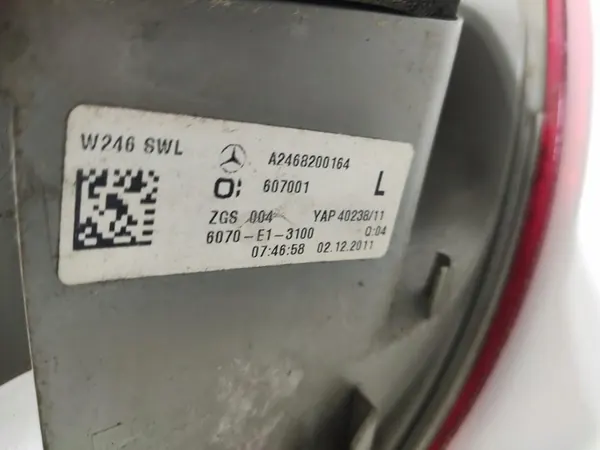 Linker achter spatbordlamp Mercedes B-Klasse W246 2011-2014 A2468200164 image 7