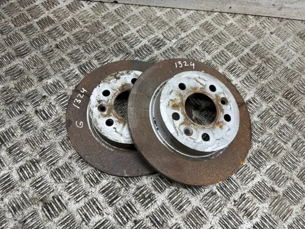 Renault Captur II Taka jarrulevy OEM AMD223244 image 2