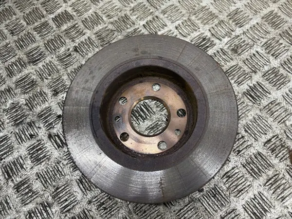 Renault Captur II Taka jarrulevy OEM AMD223244 image 3