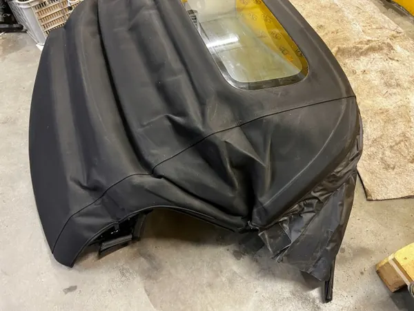 Jaguar F-Type X152 Cabrio 2013 OEM taittokatto image 9