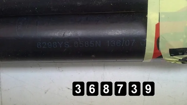 Ford Mondeo takaluukun tukijalat OEM AM-368739 image 4
