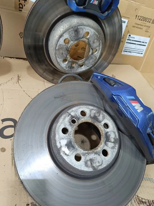 BMW M-Paket bromsskivor & bromsok OEM 23432423 image 6