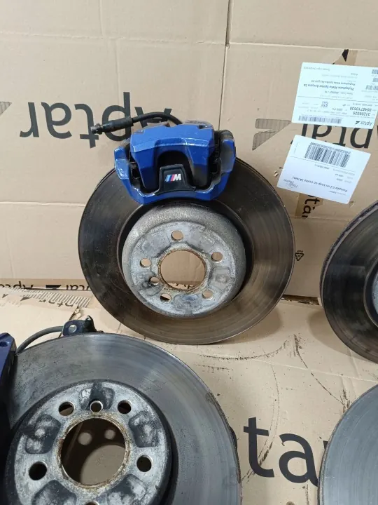 BMW M-Paket bromsskivor & bromsok OEM 23432423 image 8