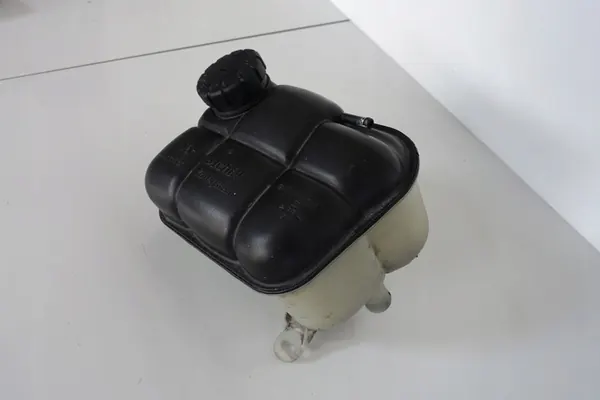 Kühlmittelbehälter Mercedes W140 image 4