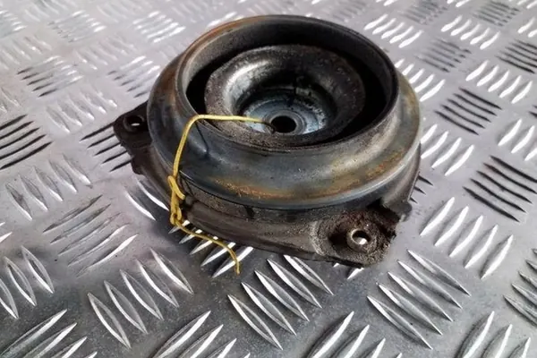 Supporto ammortizzatore anteriore sinistro NISSAN JUKE (F15) OEM image 2