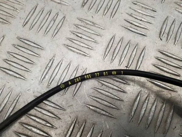 Mercedes-Benz ABS-pyörän nopeusanturi OEM A2079057701 image 3
