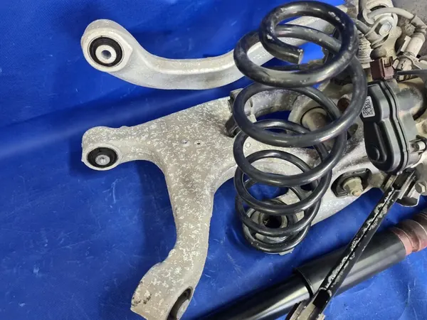 Audi A6 C7 Assemblaggio Giunto Posteriore Sinistro OE 8K0505431AM image 5