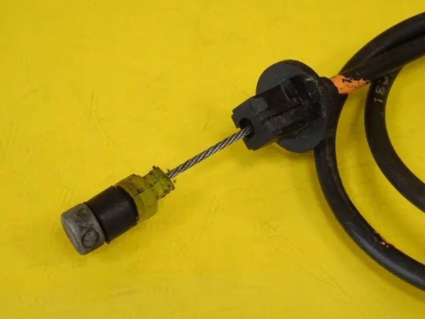 Lien de gaz OEM DRC72703 pour Kia Retona image 3
