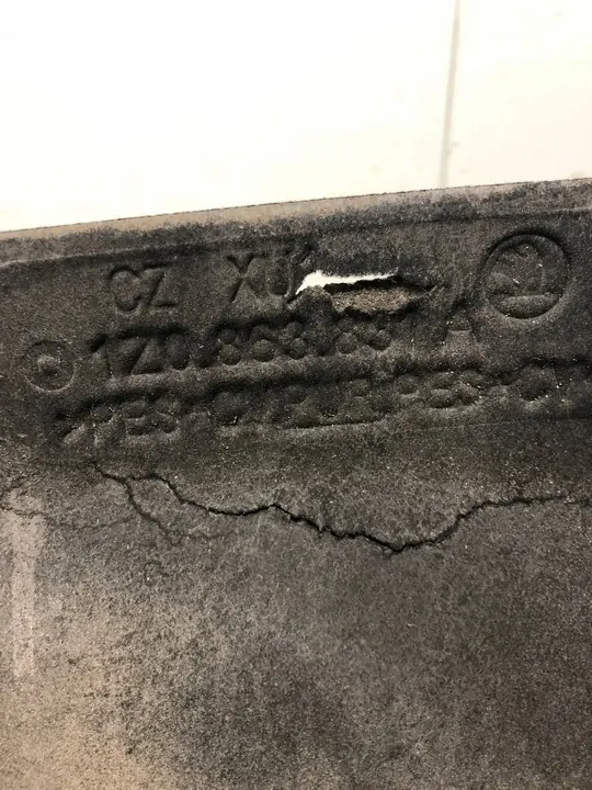 Motorhauben-Isolierung Skoda Octavia II Scout 1Z0863831A image 7