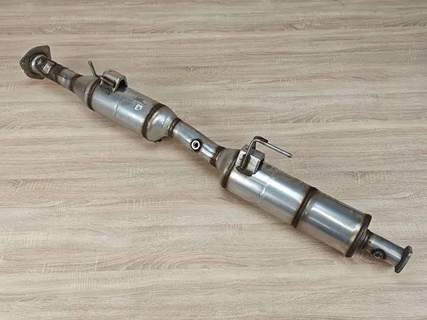 Catalyseur DPF d'occasion OEM MB3G5K224EE image 2