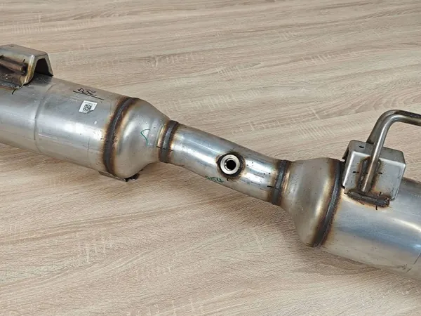 Catalyseur DPF d'occasion OEM MB3G5K224EE image 3
