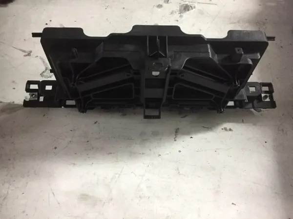 Audi A4 B9 A5 F5 Lift Navigointinäyttö OEM 8W0919605 image 3